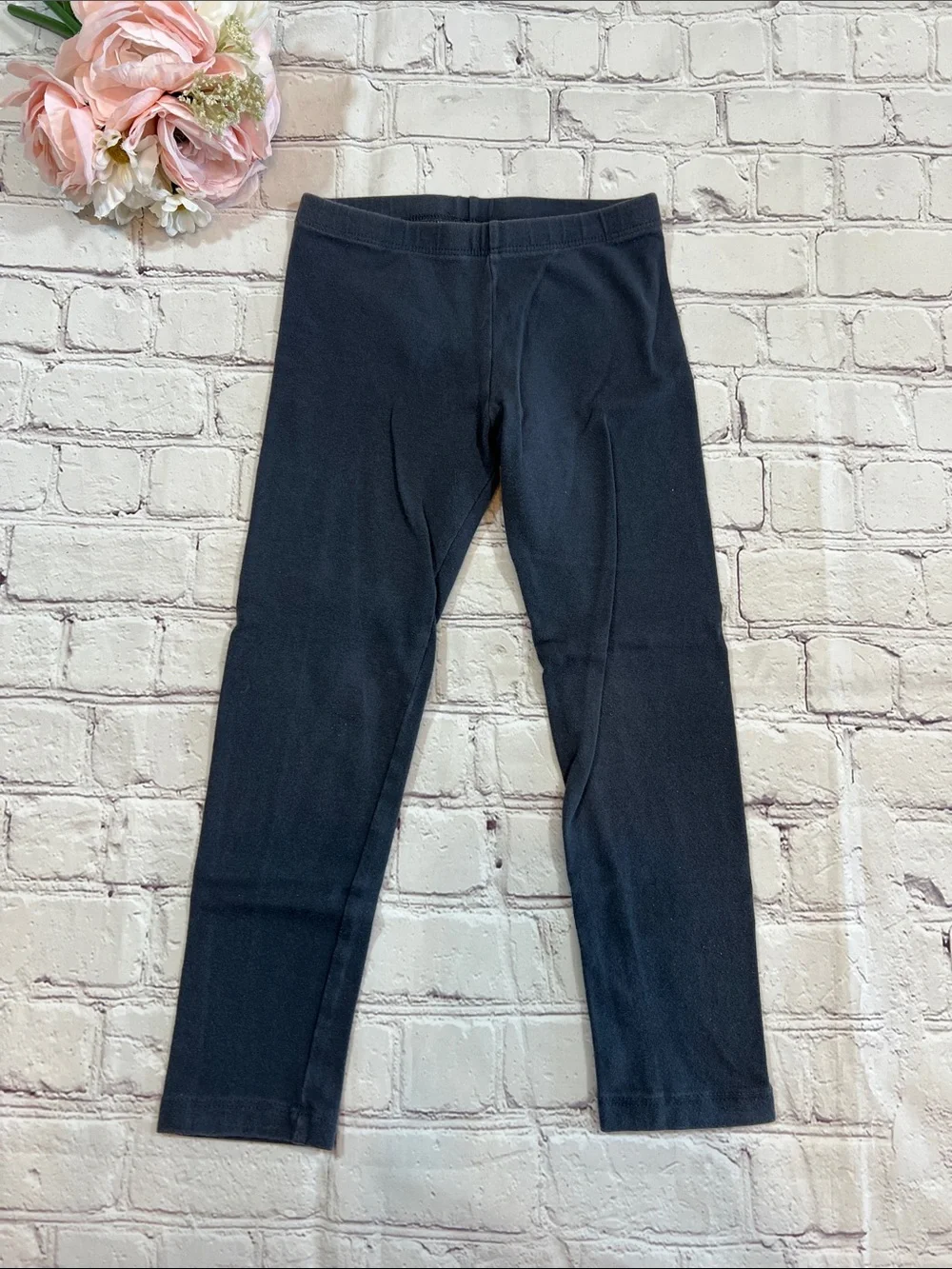 🌸 Old Navy Grey Leggings